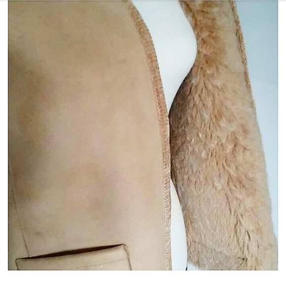 🌹 LISA INTERNATIONAL | Tan Vest - Picture 7 of 8